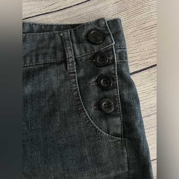 Forever 21 Cute💙Blue Denim shorts! Gently worn no stains, holes or rips. - Picture 7 of 10